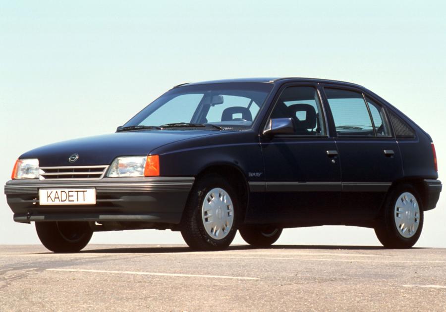  Opel Kadett Beauty 5-Door (E) 1990 года  (фото 7 из 8)